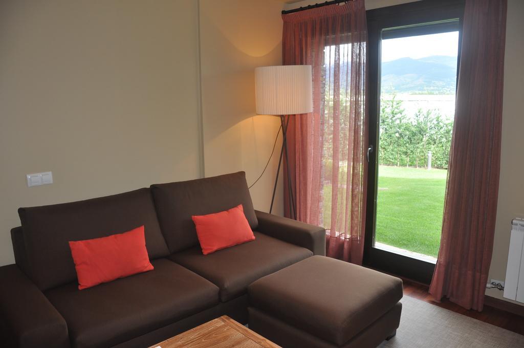 Apartaments Turistics Puigcerda - La Closa Kamer foto