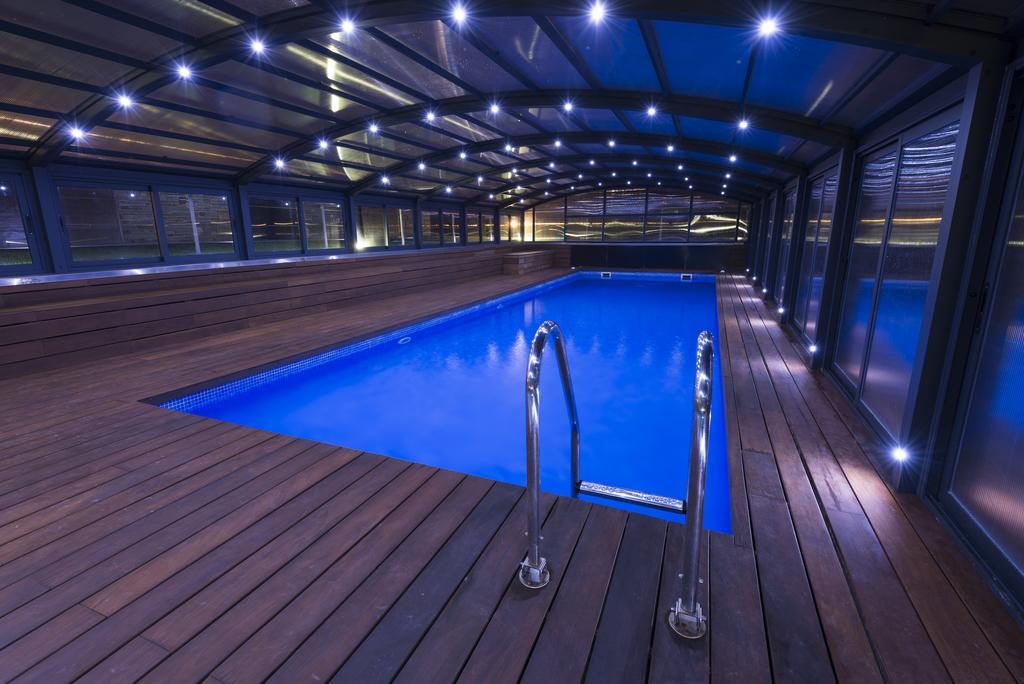 Apartaments Turistics Puigcerda - La Closa Buitenkant foto